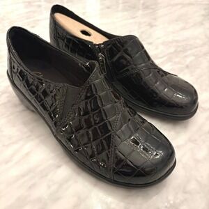 Clarks Bendables Croc Patent Leather Loafers Comfort Shoes Womens 7.5W Wide NWOB
